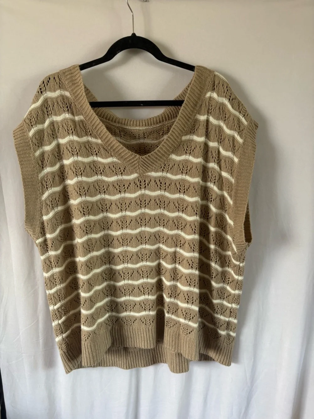 Sleeveless V-Neck Knit Vest in Beige with Cream Stripes